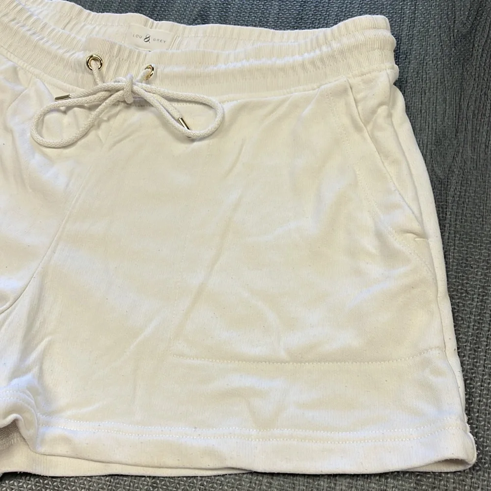 Lou & Grey LOFT Cream Drawstring Shorts - Size L - Picture 3 of 9